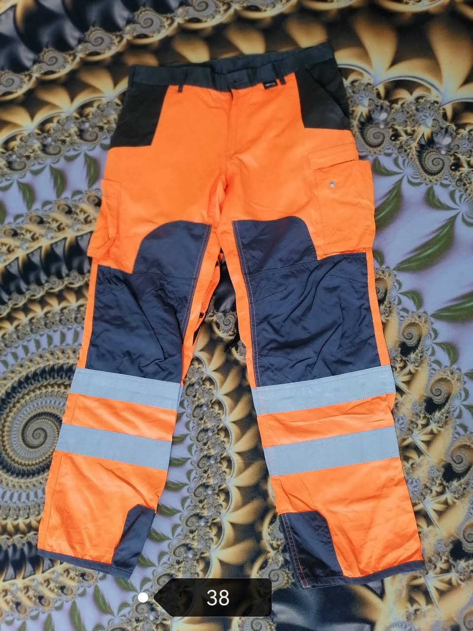 يوجد لدينا بدلات سيفتي وبناطير كل الاحجام والقياس موجود لدينا


**إذا كنت صاحب هذا الإعلان وتريد حذفه لأي سبب، رجاءا أرسل رسالة إلى الدعم الفني**