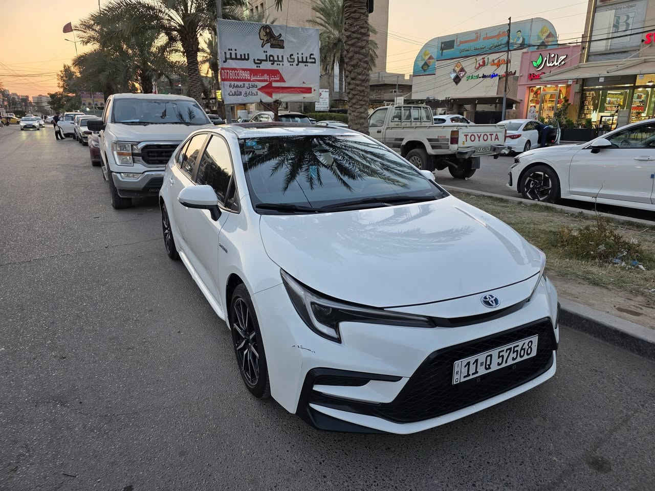 ‏السلام عليكم للبيع كورلا 2024 ليفن فول مواصفات 
‏شكل امريكي  مواصفات s
‏بصمه 
‏فتحه
‏كشنات جلد  كشن كهرباء
‏اوتو هولد سايد بريك 
‏رادار امامي مثبت سرعة تحديد مسار
‏ماشيه 47لف رقم بغداد بسمي تحويل مباشر 
‏السياره جدا نظيفه ومابيها اي نقص مكفوله
‏السعر 155 وبيها مجال للشراي مكان السياره بغداد السيديه للاستفسار ***********
