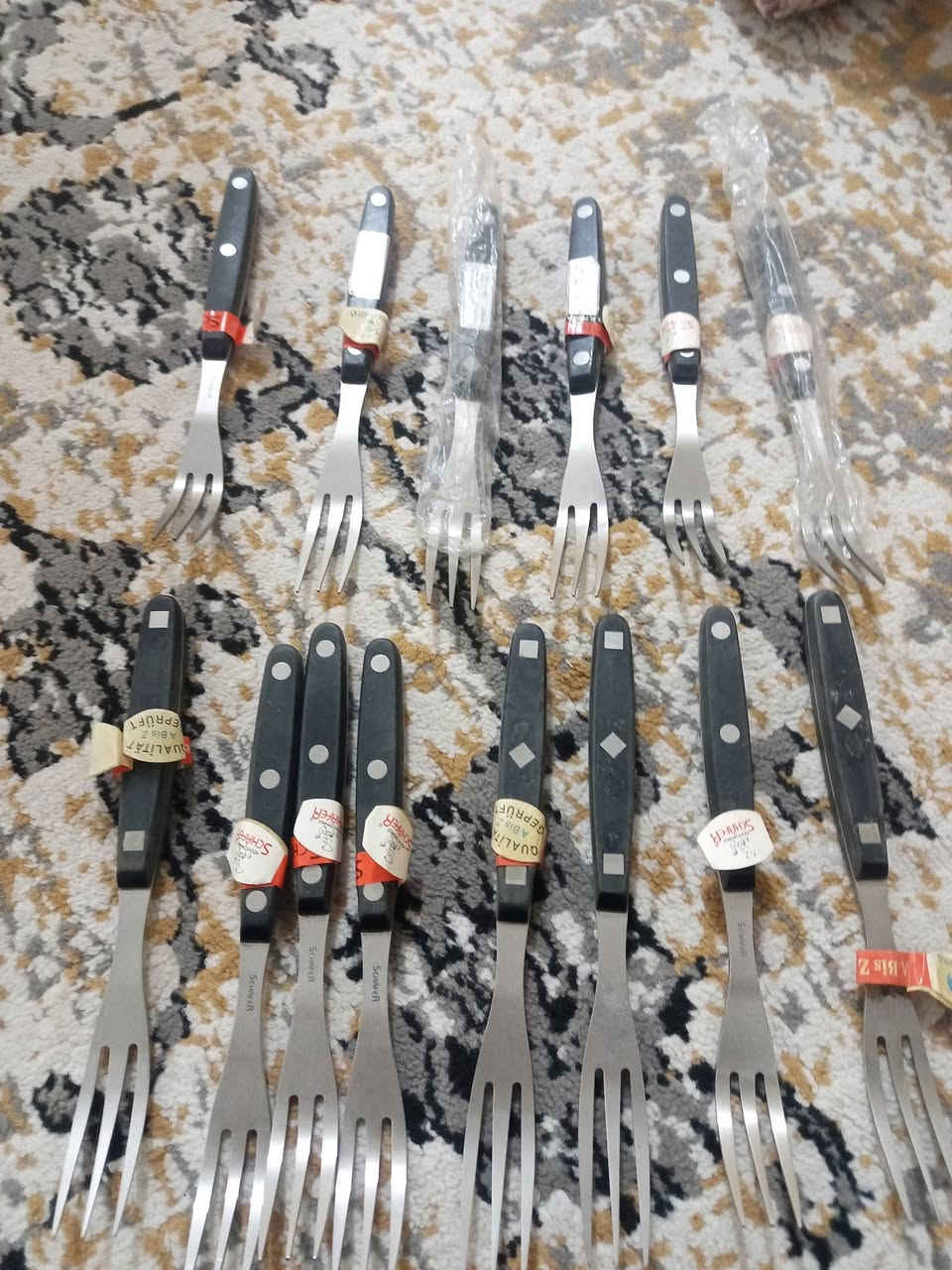 للبيع اصلي سعر القطعة ٤. الف


**إذا كنت صاحب هذا الإعلان وتريد حذفه لأي سبب، رجاءا أرسل رسالة إلى الدعم الفني**