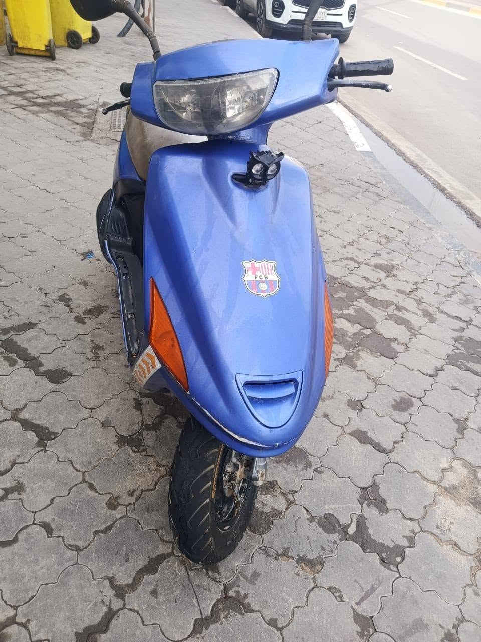دراجه فراشه نضيفه للبيع عنوان شط العرب الفيحاء ب 325 رقم ***********
