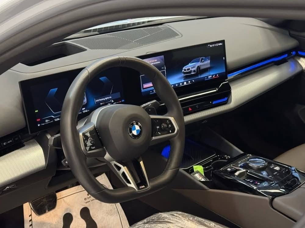 🚘 BMW 530i M-PACKAGE 2026 ✨
BLACK EDITION 🖤 
🔥 Engine: V4 2.0L Turbo
🔹 ژمارە کاتی
🔹 13 هەزار روشتووە
🔹 Clean Title 💎 // بێ بویاغ
🔹 دەعامی بۆ دەعامی بە شەرت 💯
🔹 واردی ئەمریکی 🇺🇸

⭐ X-DRIVE - Full Options

داخل قهوای بیلادی 🤎
✅ 360° Camera
✅ حەساس
✅ رادار
✅ شەغال
✅ داتاشۆ
✅ سلاید (Sunroof)
✅ HARMAN KARDON Sound System 🎵

💰 نرخ: 588 وەرقە 

📍 شوێن: هەولێر

📞 ***********
📞 ***********

━━━━━━━━━━━━━━━━━━

🚘 BMW 530i M-PACKAGE 2026 ✨
BLACK EDITION 🖤 
🔥 Engine: V4 2.0L Turbo
🔹 رقم كاتي
🔹 ماشي 13 ألف
🔹 Clean Title 💎 // بدون صبغ
🔹 دعامي بدعامي شرط 💯
🔹 وارد أمريكي 🇺🇸

⭐ X-DRIVE - Full Options

داخل قهواي بیلادي 🤎
✅ كاميرا 360°
✅ حساسات
✅ رادار
✅ شغال
✅ داتاشو
✅ فتحة سقف (سلاید)
✅ نظام صوتي HARMAN KARDON 🎵

💰 السعر: 588 ورقة

📍 الموقع: أربيل

📞 ***********
📞 *********** أربيل, العراق


**إذا كنت صاحب هذا الإعلان وتريد حذفه لأي سبب، رجاءا أرسل رسالة إلى الدعم الفني**