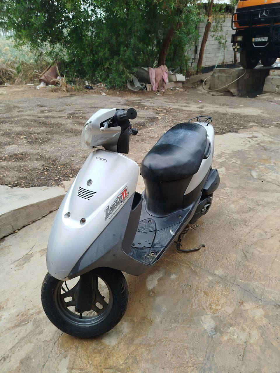 دراجه ساسوكي دراجه مجفته سعر 250 وبيها مجال الشراي مكاني ميسان دور نفط رقم الهاتف ***********
