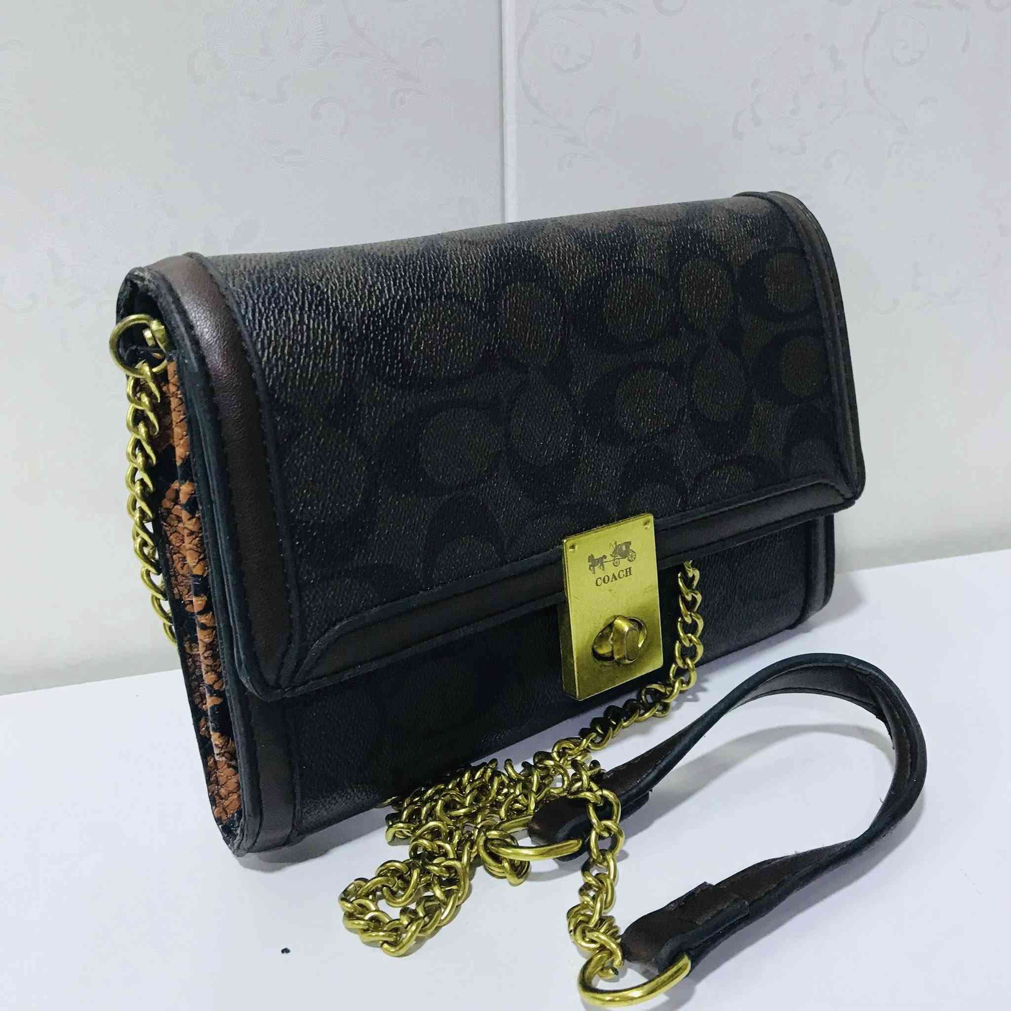 حقائب 👛 اصلي بيهن مامستخدم


**إذا كنت صاحب هذا الإعلان وتريد حذفه لأي سبب، رجاءا أرسل رسالة إلى الدعم الفني**