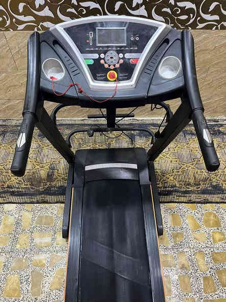 جهاز جري جبلي دبل ماطور يحمل 140K مع رجاج تكسير شحوم وشاشه كامل مواصفات ب250 الف +بايسكل رياضي شاشه وسرع فرنسي ب150 الف+اوبتكال رياضي فرنسي شاشه وسرع وزن مفتوح ب200 الف+قرص لف جذع وخصر امريكي ب100 الف يوجد توصيل بغداد فقط ***********
