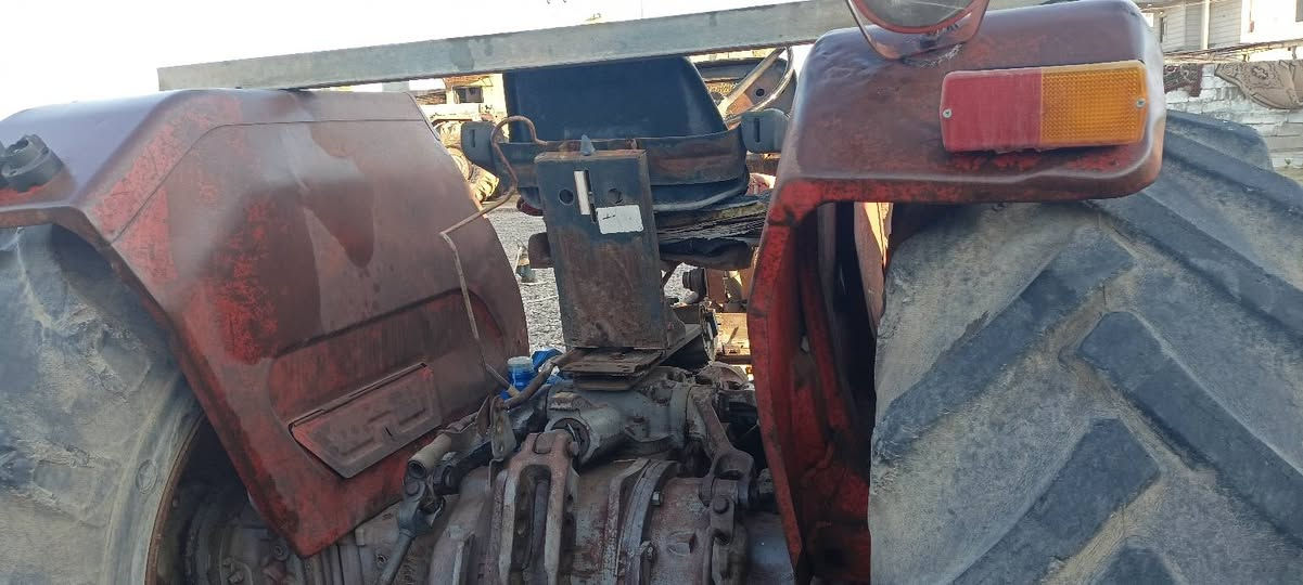 فوركسن اللبيع حجم 275 رقم كركوك  على وضع الشركه رقم الموبايل ***********
