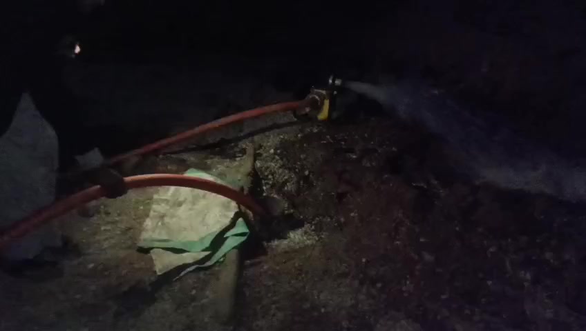 تم بعون الله تعالى اكمال بير بعمق 20 متر قطر 8انج
منطقة غماس 
للتواصل ***********
***********
