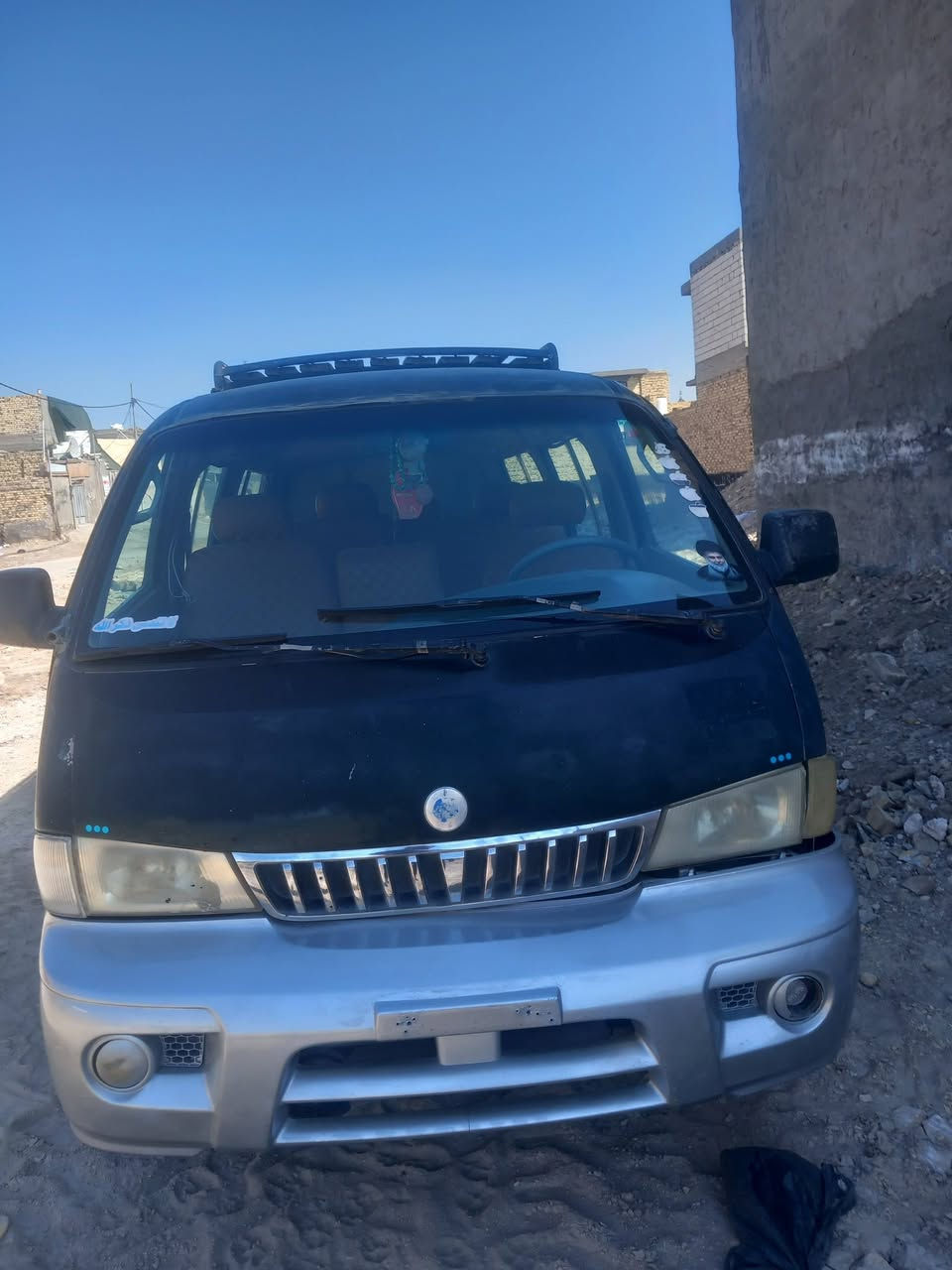 للبيع كيا بريجو باص موديل ٩٧ رقم بغداد الماني مكينه وكير وكسن جدد شواصيهه نضيفه حداديه باور كله نضيف كهربائيات كلهه شغاله داخلهه نضيف السعر ٢٥ وبيه مجال مكاني بابل رقم ***********
