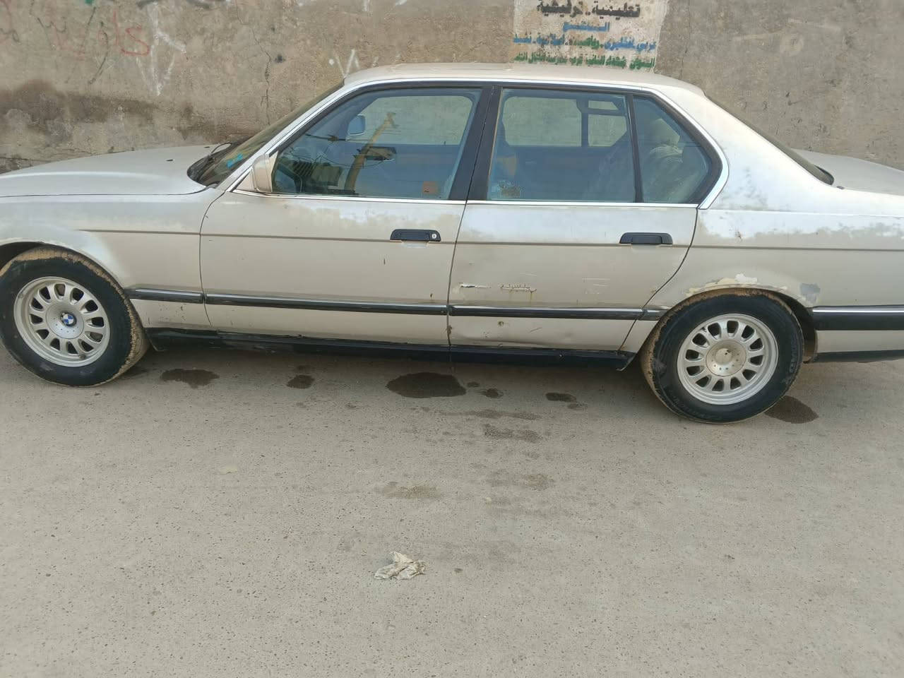 سلام عليكم بي أم مال تعمير رقم ادياله انكليزي بسمي تحويل مباشر سياره مكينه وكير نضيفات فقط أرفلو مكان بغداد  سعر 24 وبيه مجال قليل مامتواجد عل فيس رجأن لحد يطبلي خاص رجأن شراي اتصل ‪0770 965 8758 وبيك خير وتدلل
