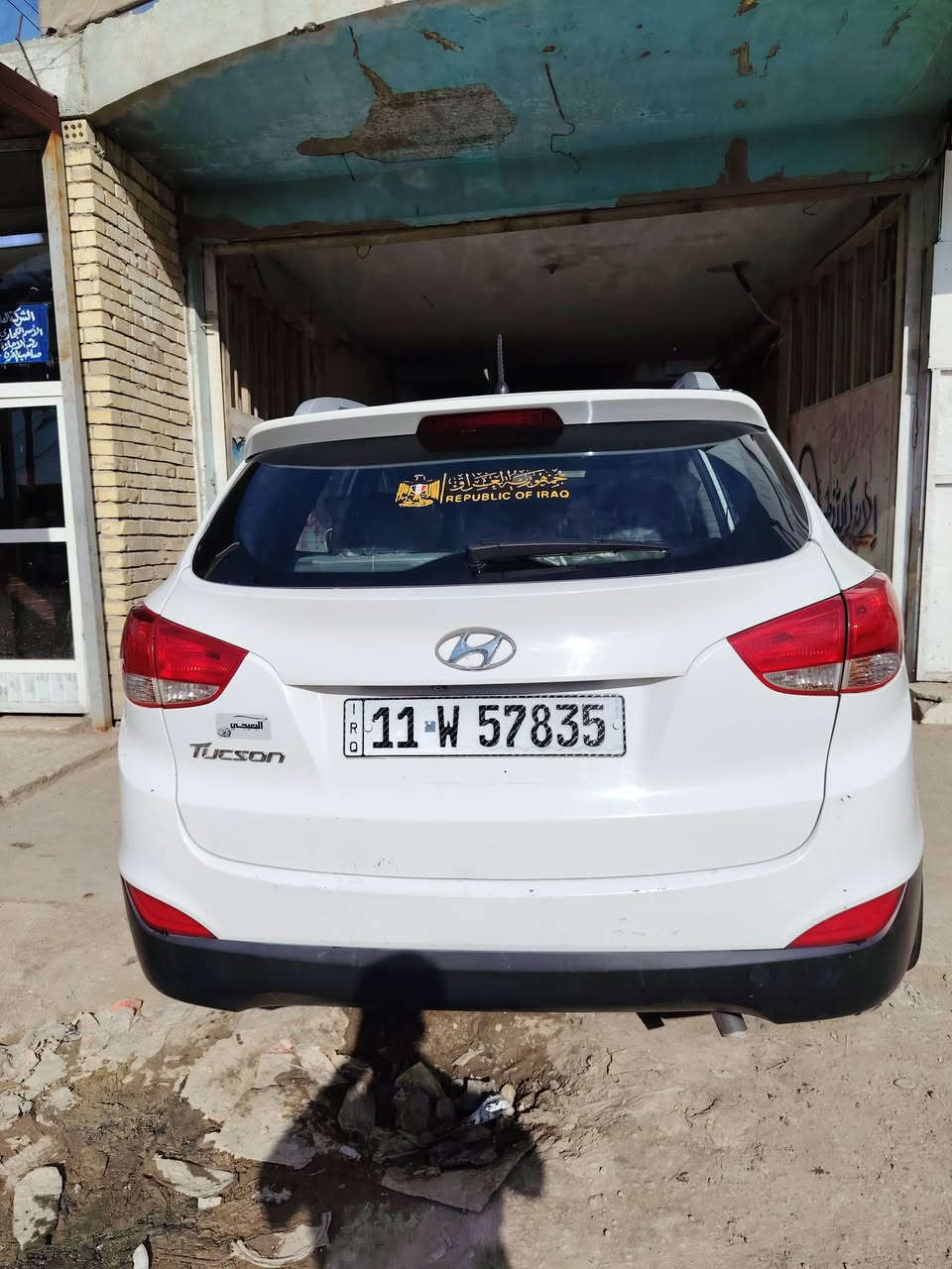 سلام عليكم توسان 2015وارد خليجي بيهه قطعه صبغ بس البنيد بدون داخل سياره كلش نضيفه  مكينه  2000دوش
سياره بسمي تحويل ثاني يوم
سعر 153بيهه مجال قليل 
والعنوان بغداد   غير متواجد عله فيس
تواصل   رقم ***********
