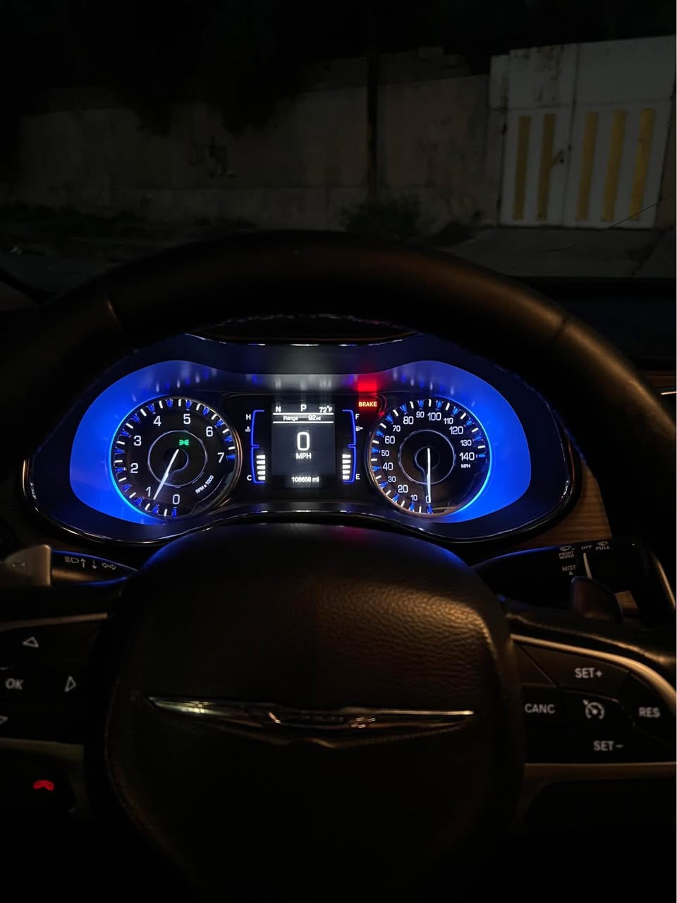 للبيع او مراوس رياضي او 4 ابواب ماكو اشكال
C200 2017
مكنية 3600 لحد يقارنها بال4 سلندر
مواصفات
كشن خزن
شفتات ستيرن
شاشة وسط 
كامرة
كشنات كهرباء
كير ماوس
هندبريك بصمة
بصمة تشغيل وبصمة دخول
ضرر
جاملغ باب مبدل اصلي
بجم خلفي كبس
*********** موصل, نينوى
