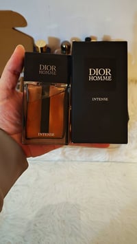 ديور هوم انتنس • رشات للتجربة • تبديل نيشان هاشيفات