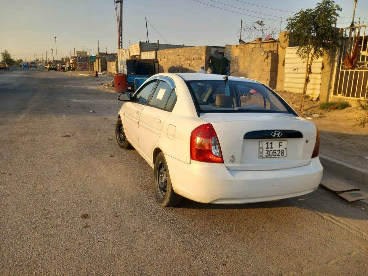 السلام عليكم اكسنت موديل 2009  مصبوغه احزام بدون ضرر اثر جراد مكينه 1600 وكير مكفولات وتبريد شغال السعر 75 وبيها مجال مكاني بغداد رقمي ***********

