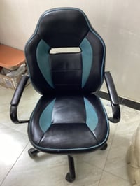 كرسي للبيع نظيف جدا السعر ٤٥ وبي مجال للطيبين المكان بغداد الشعلة الرق...