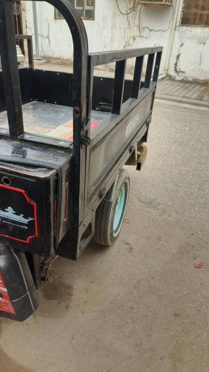 سلام عليكم ستوته mtr مديل ٢٠٢٠
رقم وسنويه
السعر 2 100 مليونين  واميه وبيها مجال قليل
مكنه نجف حي الميلاد
***********
