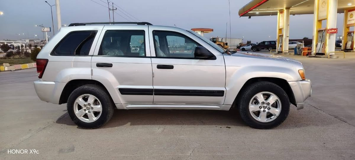 سلام عليكم
جيب لاريدو 2005محرك كير كهربائيات شرط الفحص سنويه ورقم جديد قطعتين صبغ جاملغ امامي جاملغ خلفي أيسر بدون دواخل السياره نظيفه تيارات جديد داخلها نظيف شاشه ايباد دبل اكسل بدون نقص السياره كامله مكمله مكانها سليمانيه سعرها 90وبيها مجال حك الجيه
***********واتساب
