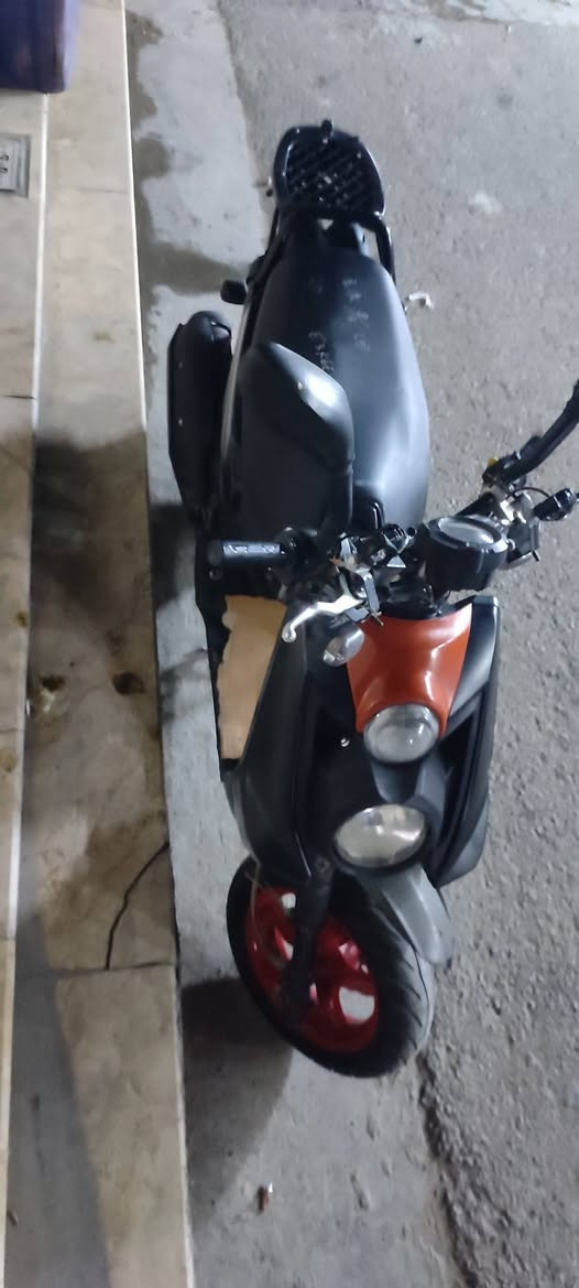 السلام عليكم
دراجه سكنس جبلي مكينه ناعمه ، دراجه بلاديه اي شي ما مبدل 
كلشي شغال ، السعر 1.250 المكان بغداد الحسينيه الراشديه 
الرقم *********** .
