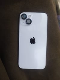 ايفون 13 • ١٢٨ • بطارية ٧٣