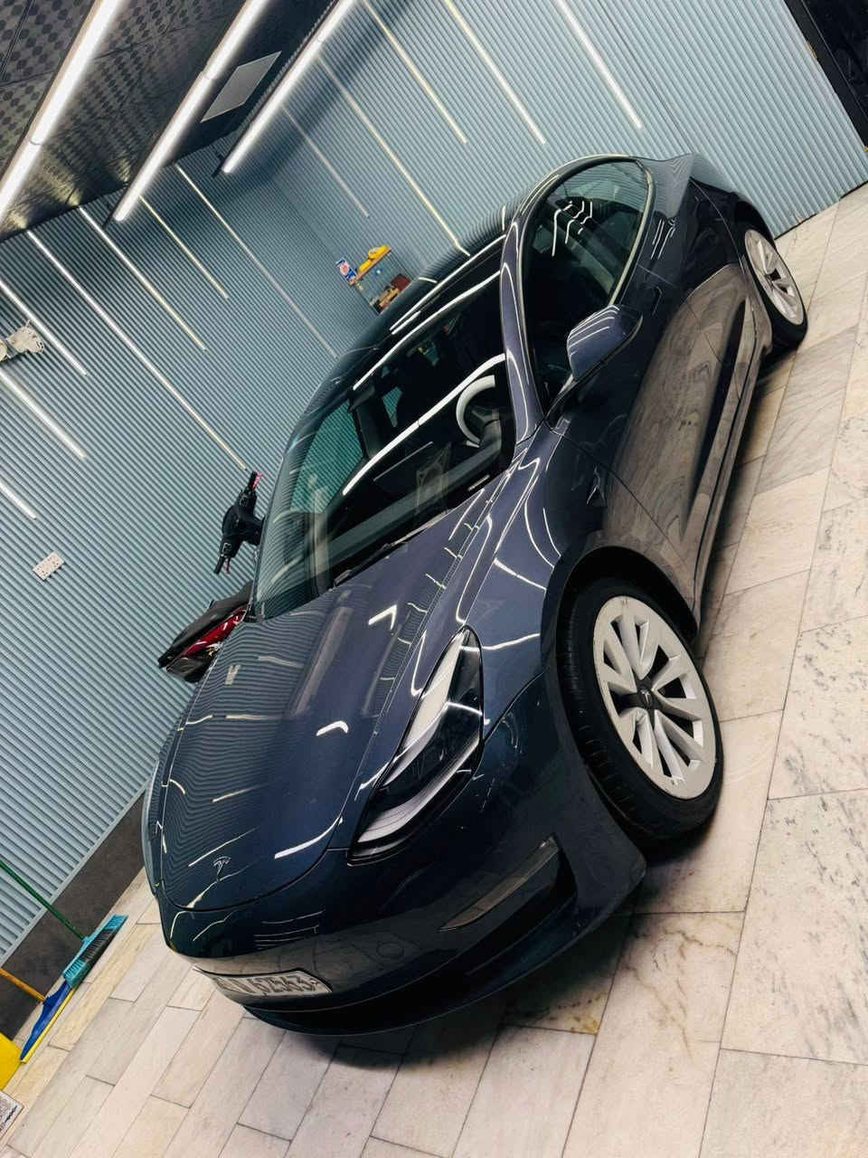 Tesla model 3 2023
تسلا موديل 3   اونلاين محدث اخر تحديث  حادث امامي بدون شواصي مبدل  بنيد   ومصبوغ طرف الجاملغ
صور الحادث موجوده مع صور السياره حاليا ايرباك  راجع سستم السيارة مابيهة اي نقص. ماشية
70الف ميل جاهزة من كلشي للاتصال والاستفسار ***********
مكان السياره بغداد الدوره
14500$. وبيها مجال
