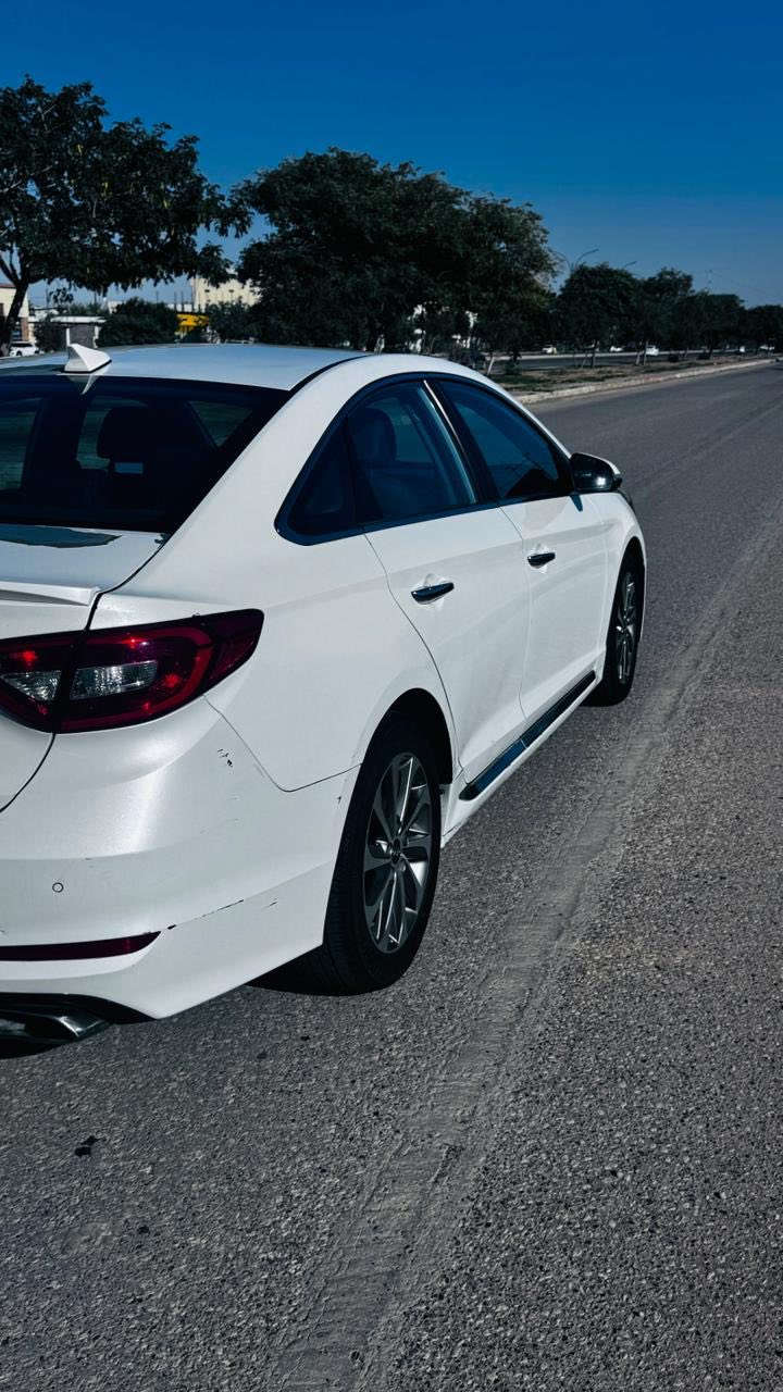 سلام عليكم سوناتا 2017 وارد امريكي سبورت مكينه جي دي اي  فول مواصفات بصمه فتحت سقف كشنات كهرباء + تدفئه تبريد ضرره فقط الجنطه مكاني الانبار رمادي سعر 142 وبيه مجال للاستفسار الاتصال على رقم ***********
