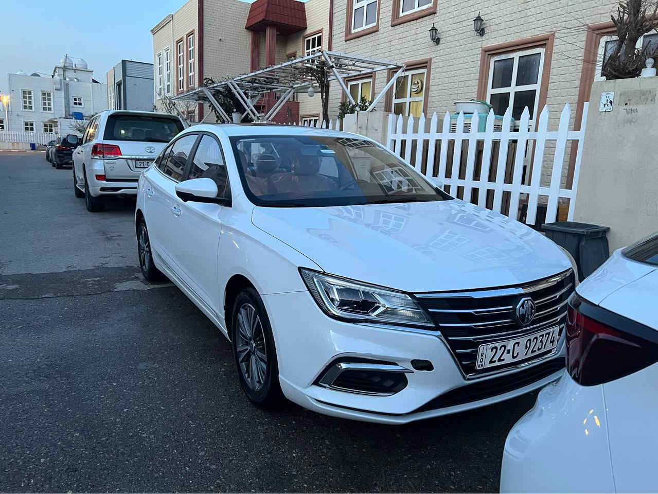 السلام عليكم سيارة MG5 لكجري موديل 2024 كفاله عامه بدون صبغ بدون بارد
سيارة بعده بضمان الشركة سيرفس كامل 
ماشية KM22 
فول مواصفات خمس كامرات 
مقاعد جلد
كشن كهرباء
ويل كروم 
فتحة سقف
 • مصابيح أمامية وخلفية LED
 • أنوار نهارية LED
 • مرايا جانبية كهربائية شفط   
 • حساسات أمامية وخلفية للوقوف  
 • شاشة لمس للوسائط
 • Apple CarPlay و Android Auto
 • بلوتوث + USB + AUX
 • تحكم بالمقود
 • تشغيل السيارة بالزر 
 • مكيف هواء أوتوماتيك 
للاتصال *********** 
مكان سيارة سليمانية السليمانية, العراق
