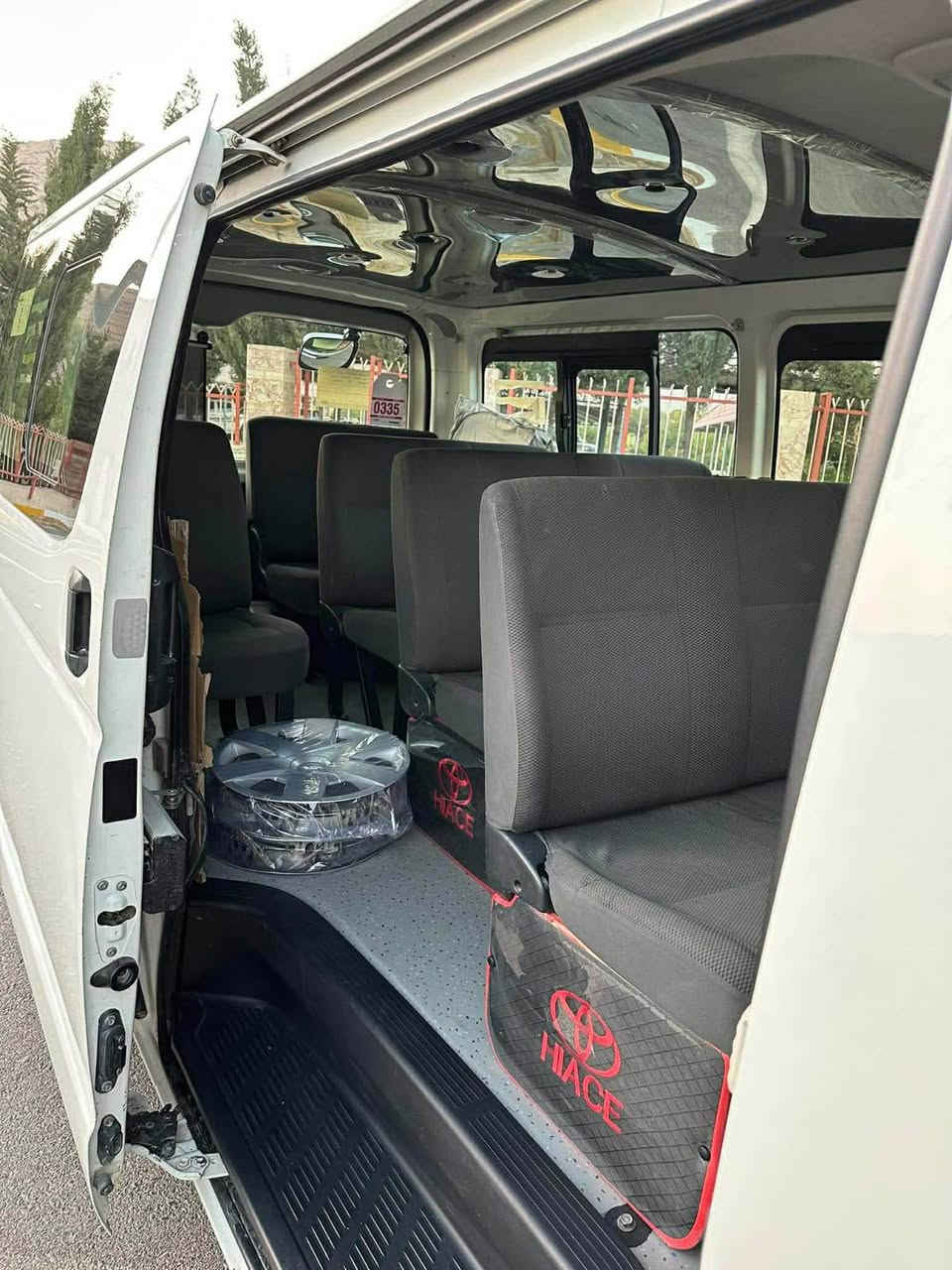 تيوتا هايس ٢٠١٤كغاله عامه حره رقم انكليزي بيع مستعجل سعر195رقم مفتوح بكيفك اتصال او واتساب ‏‪***********‬‏ بيع مستعجل
