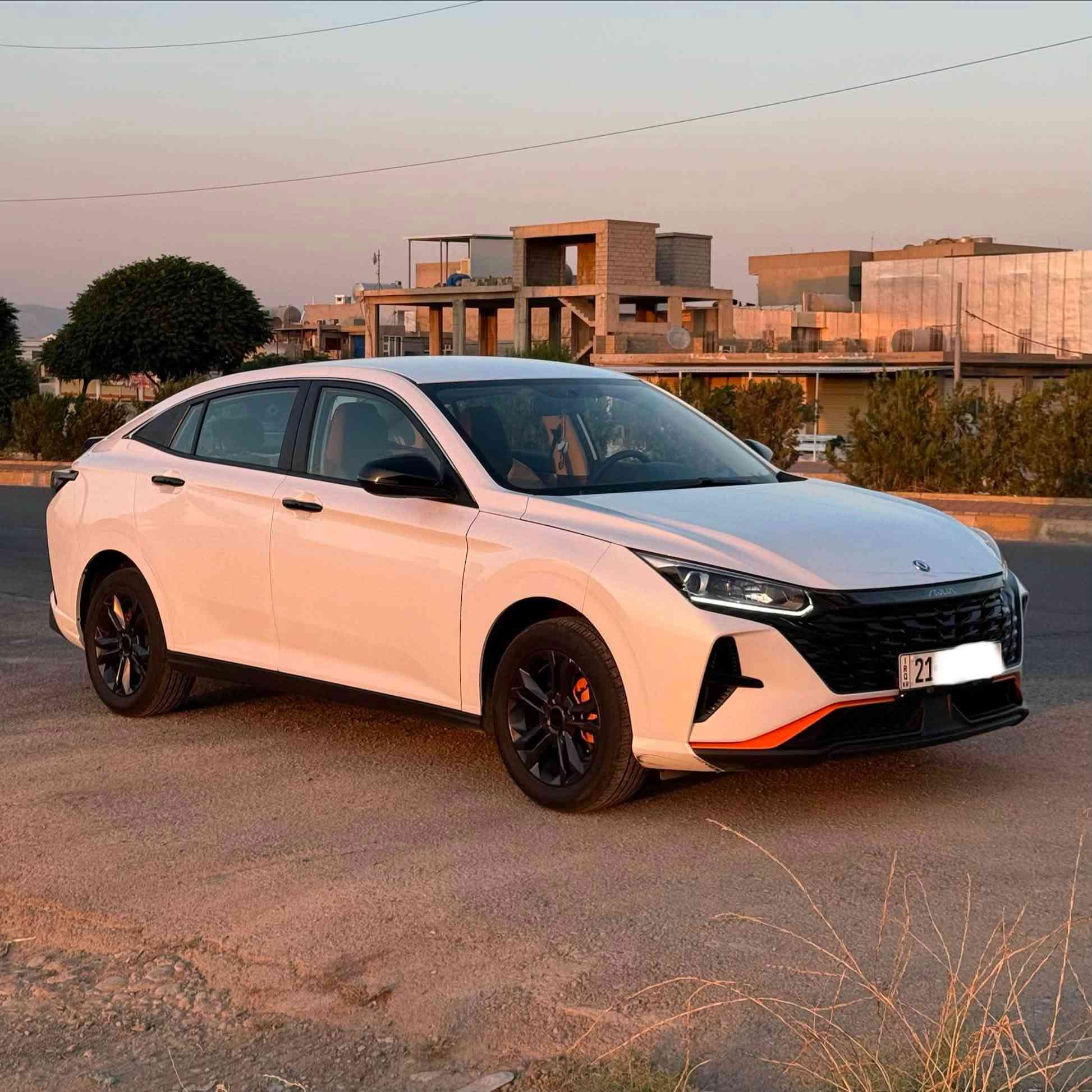 🚘 دونغ فينغ شاين 2025 للبيع🧡
✔️ اللون أبيض لؤلؤي، بدون صبغ.
✔️ دعامة إلى دعامة، المحرك والجير بشرط.
✔️ لم تنفجر الوسائد الهوائية ولم تتعرض لأي حادث.
✔️ محرك 1.5 لتر بدون تيربو.
✔️ الممشى 20,000 كم فقط.
✔️ السنوية، البيئة، الطريق، اللوحة والأرقام الجديدة سارية لغاية 2030.
✔️ جميع الكفالات والضمانات من الشركة ما زالت سارية.
المواصفات:
🔹 ناقل حركة أوتوماتيكي.
🔹 شاشة لمس كبيرة.
🔹 كاميرا خلفية.
🔹 حساسات ركن.
🔹 مقود متعدد الوظائف.
🔹 مكيف أوتوماتيكي ثنائي المناطق.
🔹 Smart Key مع تشغيل وإطفاء بزر (Start/Stop).
🔹 شاشة عدادات رقمية.
🔹 USB، Bluetooth، Apple CarPlay / Android Auto.
🔹 مصابيح LED مع Fog Lights.
🔹 ABS، ESP، Airbags وجميع أنظمة السلامة.
💰 السعر: 112 ورقة قابل للتفاوض.
📞 للاستفسار:
***********
***********
