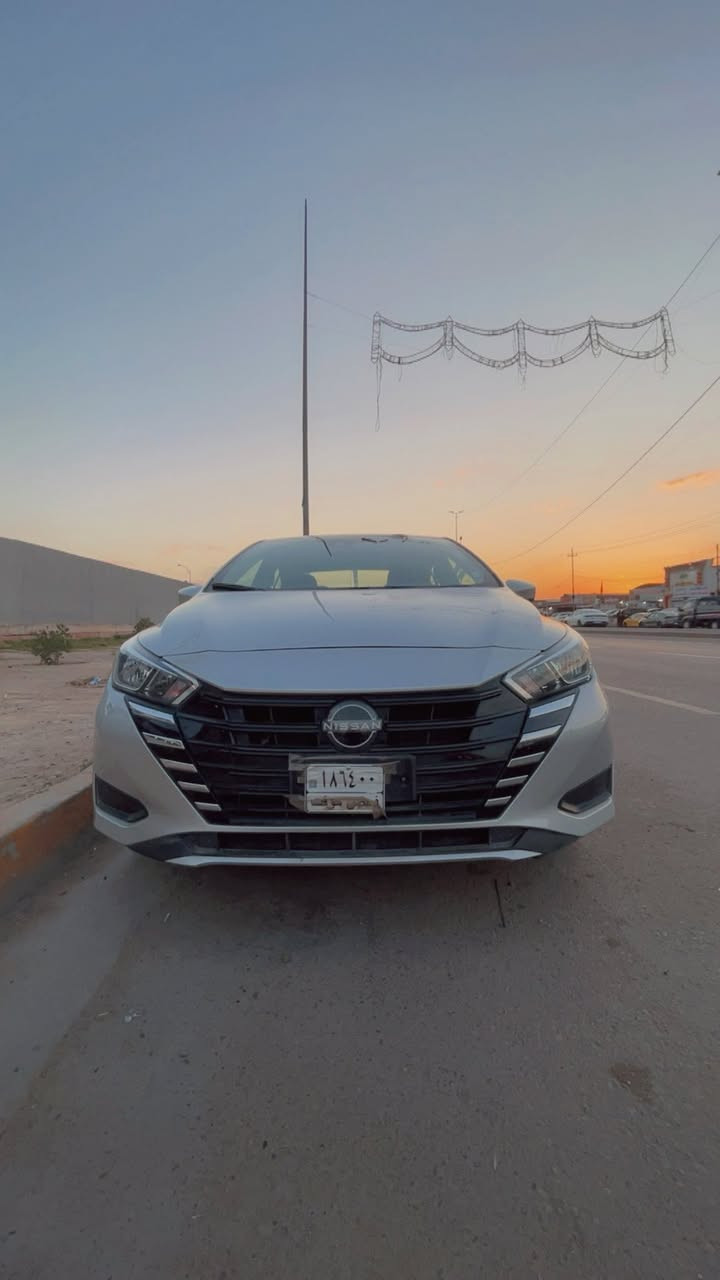 نيسان فيرسا SV موديل 2024 – 

السيارة جاهزة بالكامل وما بيها أي نقص، فحص مؤقت وتُرقم لجميع المحافظات.

المواصفات:

* شاشة تدعم Apple CarPlay

* شاحن موبايل لاسلكي

* قراءة ضغط/مستوى الإطارات

* توقف ذاتي أمامي + خلفي

* مثبت سرعة + مانع منحدرات

* بصمة تشغيل + بصمة أبواب + فتح الصندوق

* نقطة عمياء + إشارات بالمرايا

* نظام ترحيب عند الدخول

* نظام تنبيه وارتجاج المقود عند الخروج من المسار

*السياره جديده ماشية 43K/m

*( الضرر  بابتين جها السكن)

 السعر  مناسب 🔥- مكاني بغداد البلديات

التواصل واتساب مسج فقط 

***********
