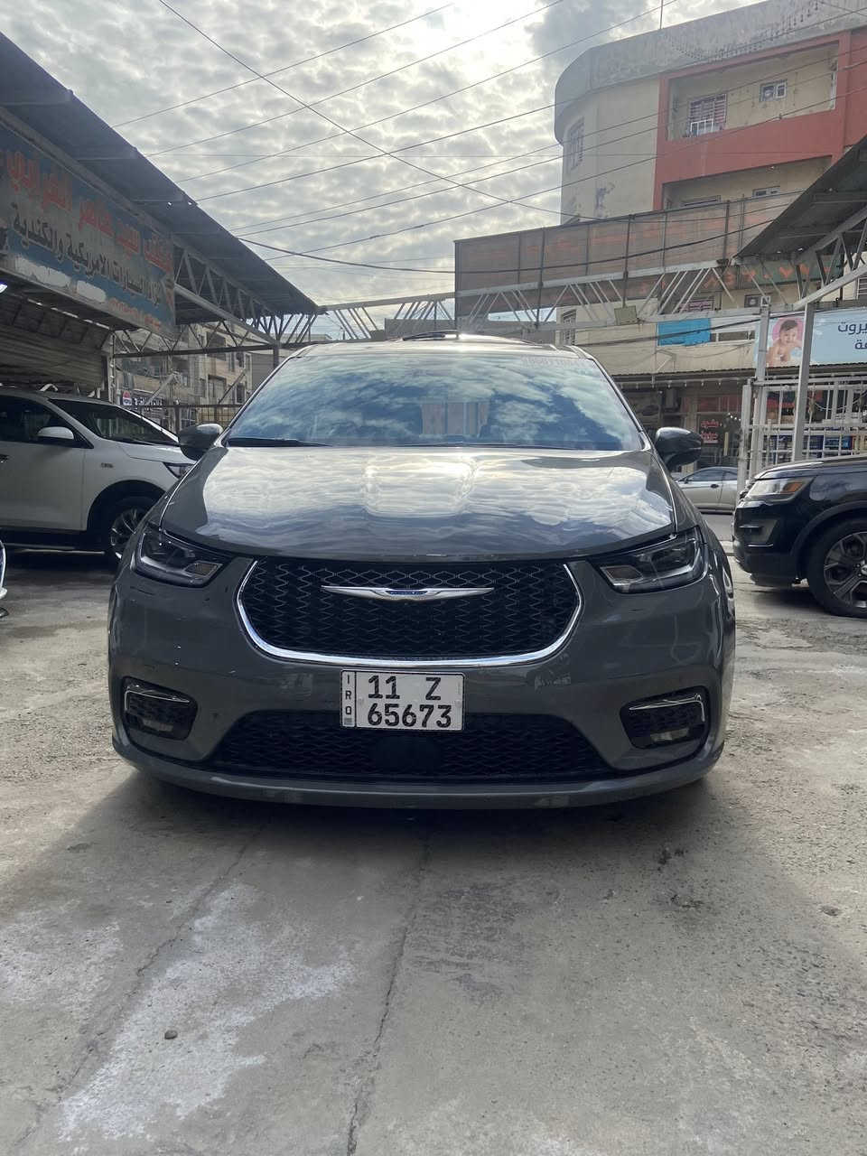 سيارة باسيفيكا 2023
سيارة هايبرد شكل حديث سيارة كلش حلوة ومابيها نقص 
السيارة احلى من الصور حادثها امريكا بسيط وحلو دعامية رقمها بغداد تحويل مكفول العنوان المشتل شارع الجامع 
***********
