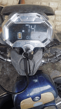 متاح هارلي موديل 25 كلشي بيه شغال ع وضع الشركة صارله عندي 8اشهر بطاريات فول اروح بيه  من الكرمه للفلوجه ويرجعني
السعر 550وبيه مجال
المكان الگرمة 
***********
