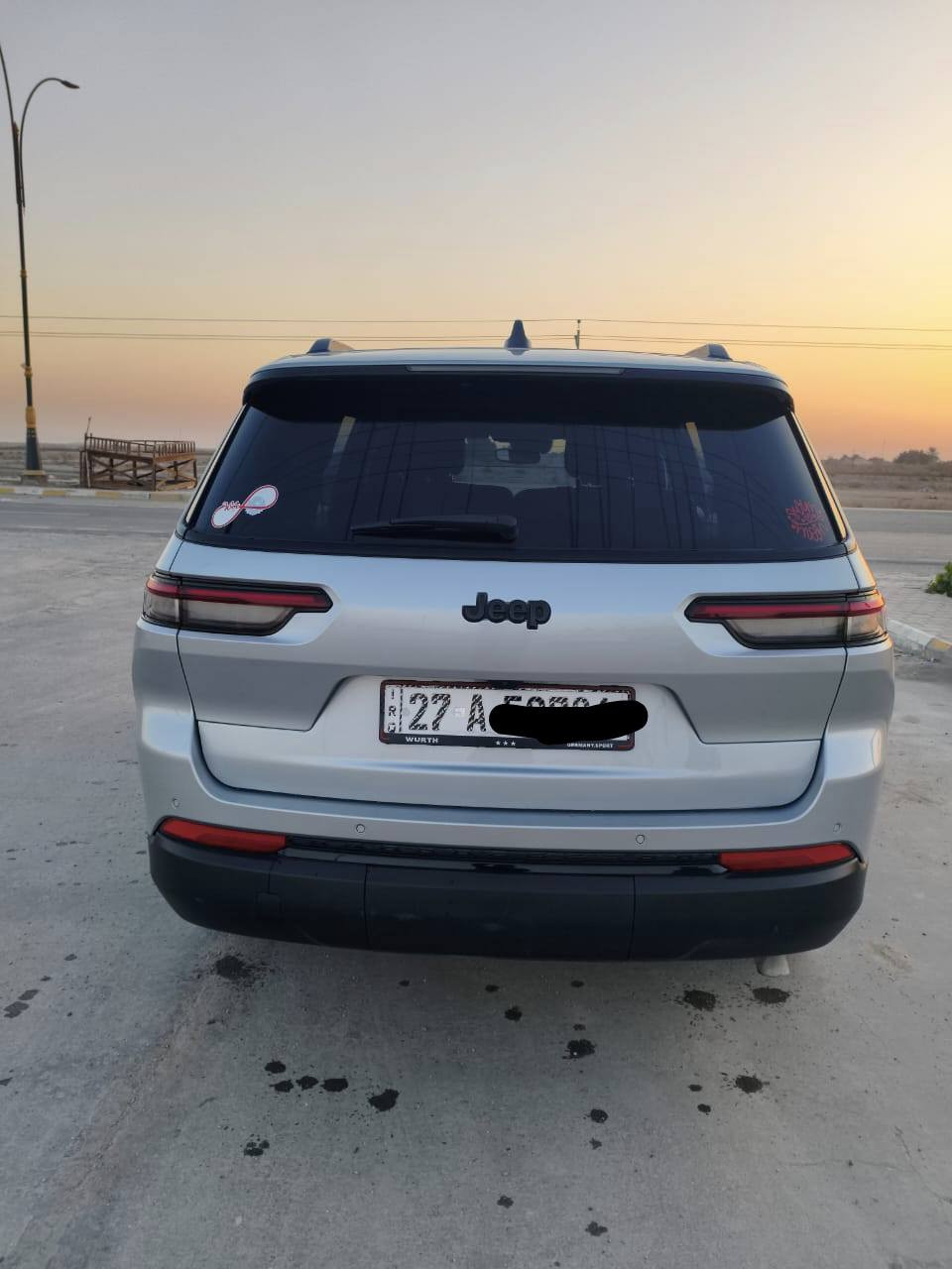 سلام عليكم
من رخصة الادمن 

جيب كراند شيروكي موديل 2024

الضرر: جاملغ وبنيد بدون دواخل والراديتر ومروحة بلادي 

📞 للاستفسار: ***********
🔷 المواصفات:
⚙️ المحرك: V6 سعة 3600
📏 العداد: 7000 ميل
🚗 رقم: ذي قار 
📝 وكالة أو شرط تحويل باسمك
✨ الإضافات والمواصفات المميزة:
تشغيل سيارة بصمة
فتحة سقف 
صندوق كهرباء
تشغيل عن بعد
رادار أمامي + مانع تصادم
مانع تصادم خلفي
شاحن موبايل وايرلس
شاشة لمس مع كاميرا دوارة
نظام خرائط (GPS)
كير شفتات بالستيرين
مصابيح أمامية وخلفية LED
مقعد السائق كهربائي
دواخل جلد
مقاعد منفصله vip (7 راكب)
بلوتوث + محدد سرعة (Cruise Control)
حساسات خلفية

السعر: 295 ورقة 💸
