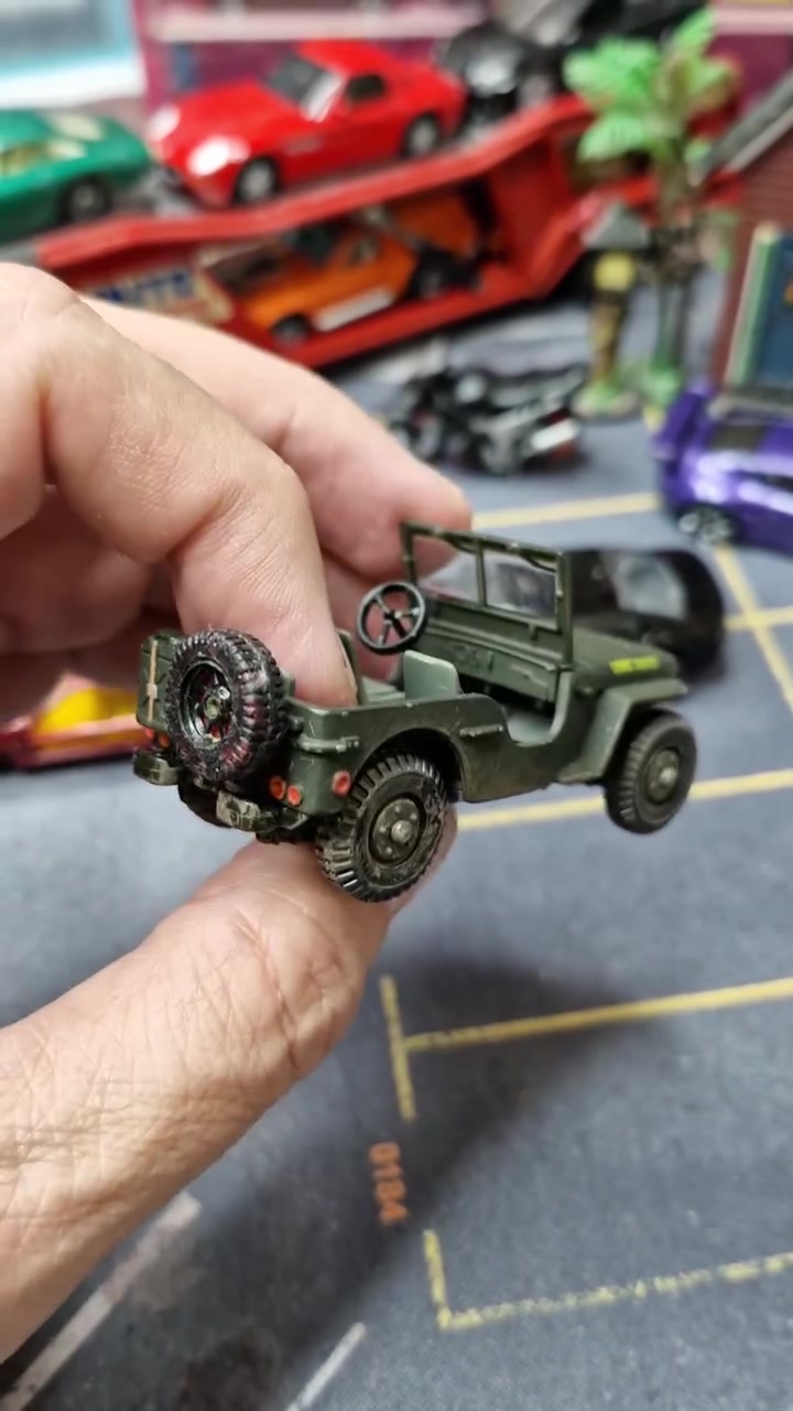 Willys Jeep 1/4 Ton 4x4 
Tour of Duty Vietnam
Fighting Machines 
Corgi 
Scale 1\64
For more details please DM me


**إذا كنت صاحب هذا الإعلان وتريد حذفه لأي سبب، رجاءا أرسل رسالة إلى الدعم الفني**