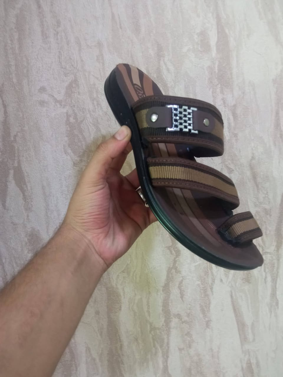 شروة أحذية شحاطة رجالي ونسواني وولادي العدد 7500جوز شيلة واحد سعر لكامل كمية


**إذا كنت صاحب هذا الإعلان وتريد حذفه لأي سبب، رجاءا أرسل رسالة إلى الدعم الفني**