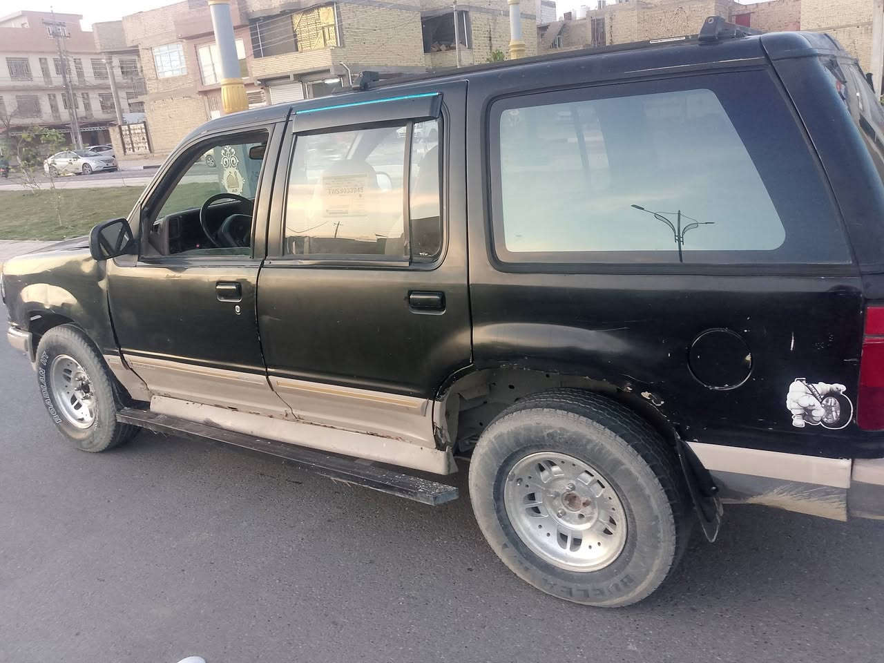 فورد اكسبلور موديل 1993 للبيع تحويل مباشر مكان كربلاء الحولي ***********
