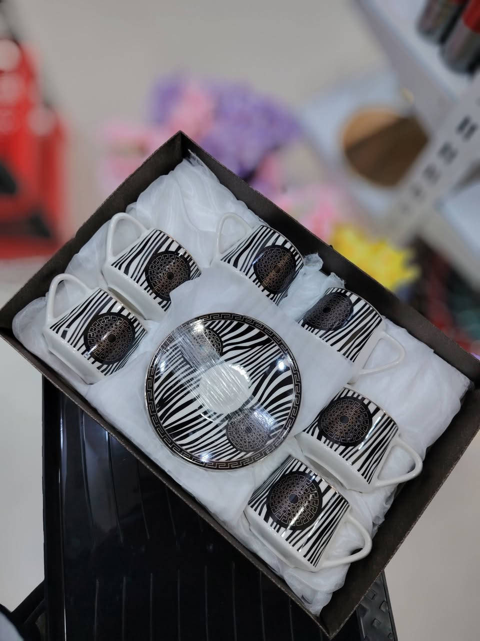 سيت متكون من 6 قطع مع صحون
متوفر بحجمين
الكبير 12،000
صغير 9،000


**إذا كنت صاحب هذا الإعلان وتريد حذفه لأي سبب، رجاءا أرسل رسالة إلى الدعم الفني**