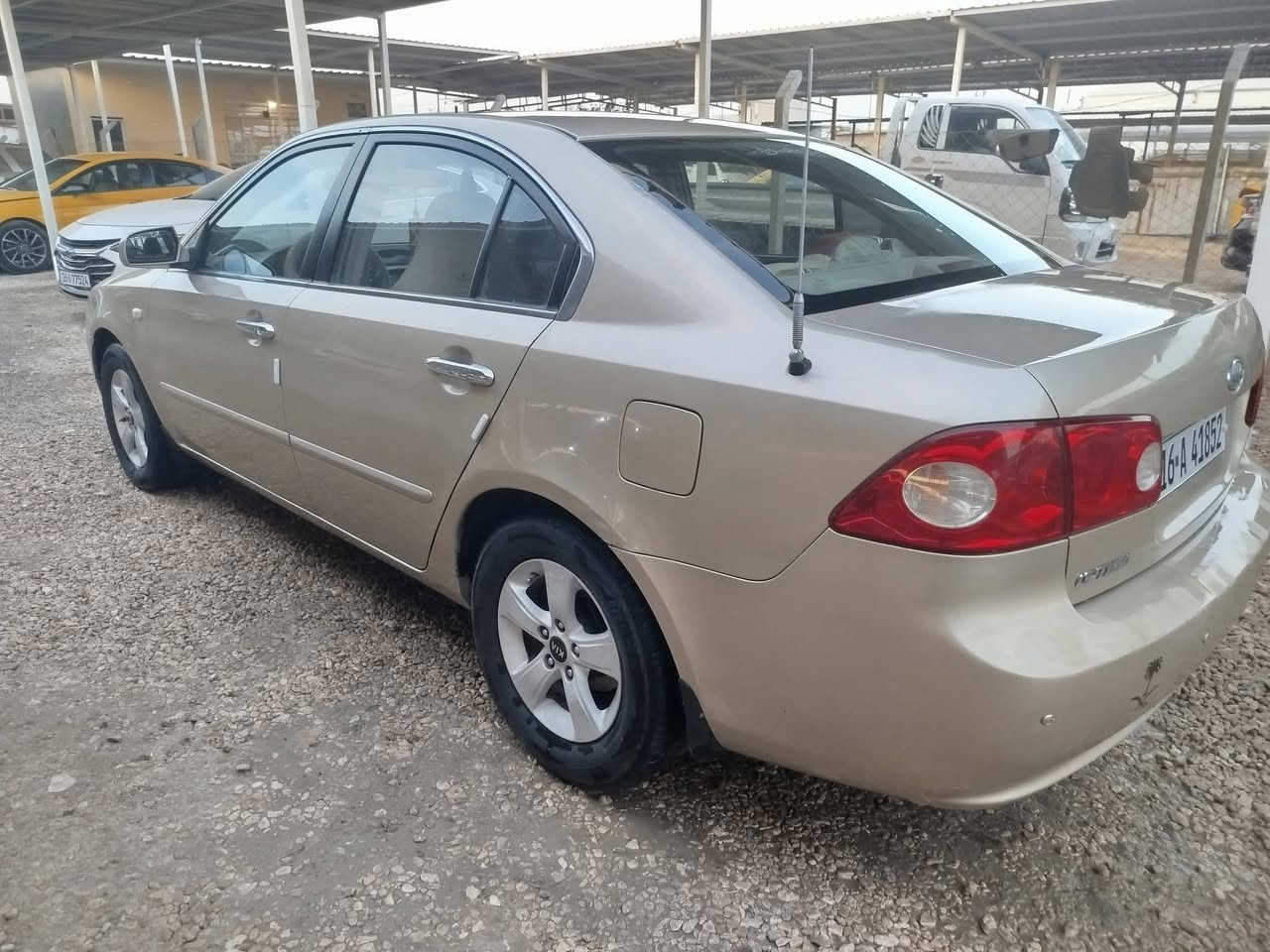 كيه اوبتيمه2008وارد خليجي محرك 2000رقم نكليزي بسنويه 9 سنويه صالحه لغايه 2027 تبريد ثلج  دوشمه عامه ارضيه  مكينه بيه خيط بخار وكير حداديه طوبه جديده تخم تاير وياله جدد تخم بكلايتات جدد انه شادهن 
 سياره خير من الله   سعر السياره (115)وبيه مجال الشراي
(مكان السياره الناصريه السديناويه ) 
لستفتار أكثر انتصال على الرقم***********
