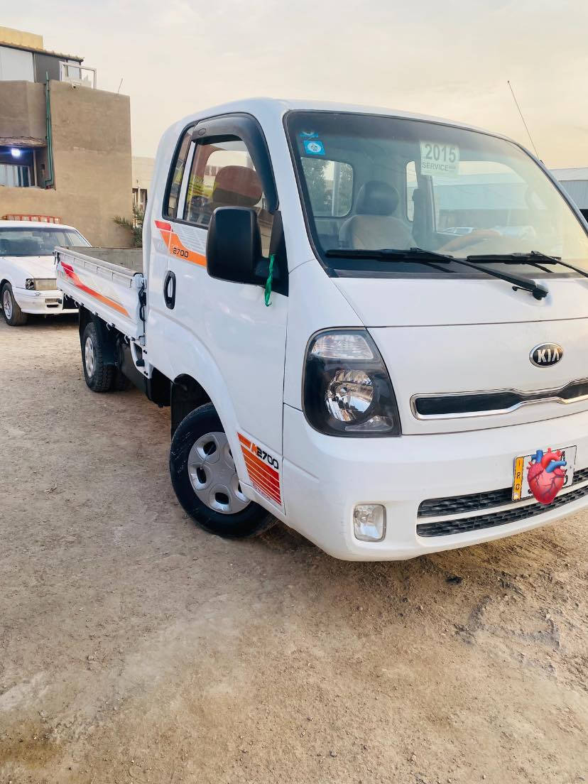 تحيه طيبة
للبيع او مراوس
كيا حمل 2015 
رقم واسط مشروع وطني تحويل ثاني يوم 
كير مكينه حدادية تخم تاير 
سياره جاهزه 
العنوان :.واسط الزبيدية 
للاستفسار :. 
***********
