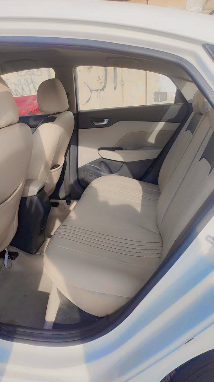 سلام عليكم بيع مستعجل سياره اكسنت 2019 السياره جديده بيها دعمه بل جاملغ السايق الامامي وربع من الباب بستوته تحويل ثاني يوم السعر 130تحويل مباشر السياره بصره هاتف ***********
