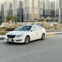 كادينزا • ٢٠١١ • ٣٫٥ ٦ سلندر