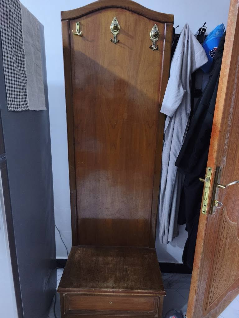 اغراض بيت للبيع لغرض النقل والي يريد عندي تخته جربايه بعد تسگام تواصل وتساب *********** البصرة, العراق
