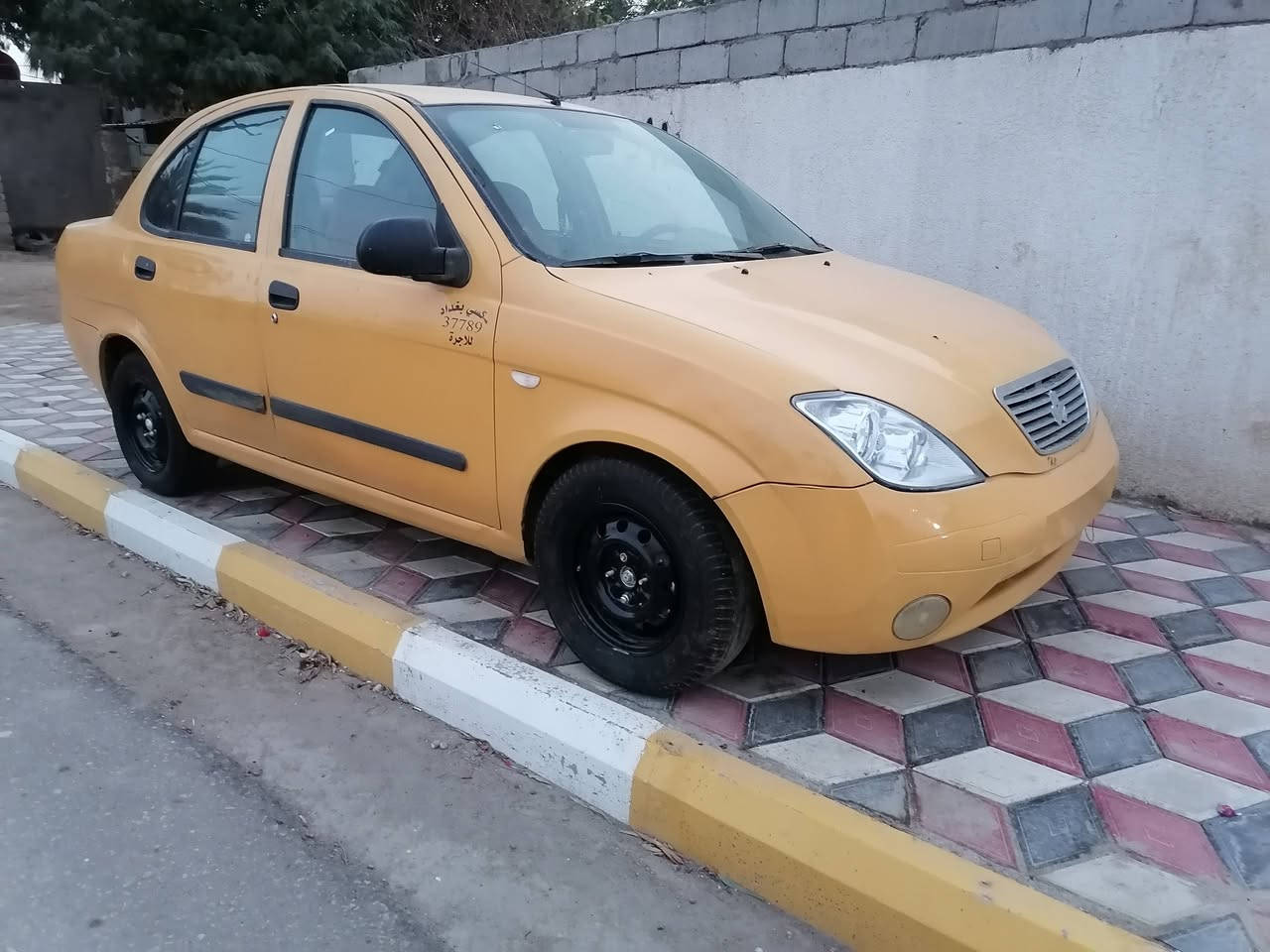 للبيع طيبه مديل٢٠١٥ رقم بغداد مصفره هيه وغرامات مكينه وكير شرط حداديه جديده كهرباءيات شغاله دواخله نضيفه العنوان الديوانية الحمزه الشرقي المؤبايل *********** السعر ٣٥ مكلف بل نشر
