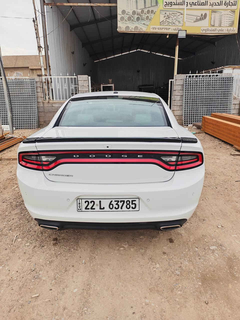 السلام عليكم
دوج جارجر 2019 /  SXT لون أبيض
فول مواصفات
سلايت 
حساس خلفي 
كشنات جلد ستيرن هيتر 
ويل 20 
مكينة 3600 
بصمة 
تشغيل عن بعد 
تخم تاير جديد
باقي المواصفات كلها كاملة 
رقم أربيل بأسمي  

العنوان ديالى/ المقدادية
***********
