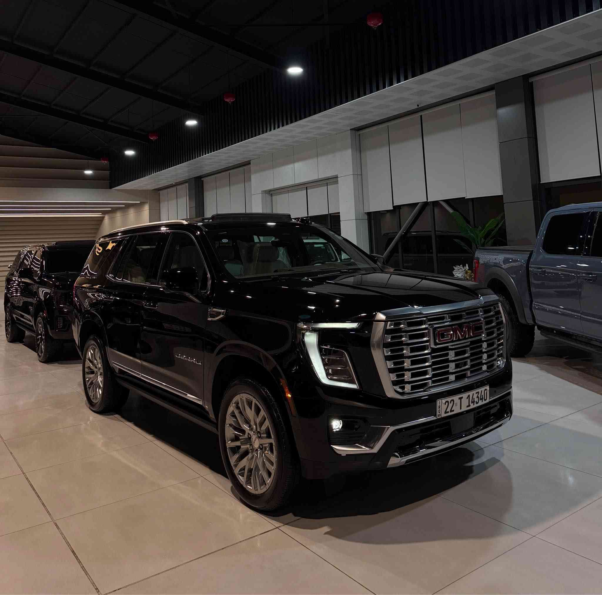 GMC Yukon Denali 2025
وكاله منصور
٢٠  كم
وارد خليجي
سعر ٨٢٥$  
المحرك 6.2 لتر V8
قوة 420 حصان
ناقل حركة اوتوماتيك 10 سرعات
دبل 4WD
تعليق هوائي

داخلية جلد دينالي فاخر
مقاعد امامية وخلفية تدفئة وتبريد
شاشة كبيرة 16.8 انش
نظام صوتي Bose
فتحة سقف بانوراما
تشغيل بصمة

كاميرا 360 درجة
حساسات امامية وخلفية
رادار امامي
مثبت سرعة ذكي
شاشة عرض على الزجاج

جنوط 22 او 24 انش
انوار LED كاملة

شركة  سالار اوتو 
سليمانيه  معارض  جديد 
📞 *********** السليمانية, العراق
