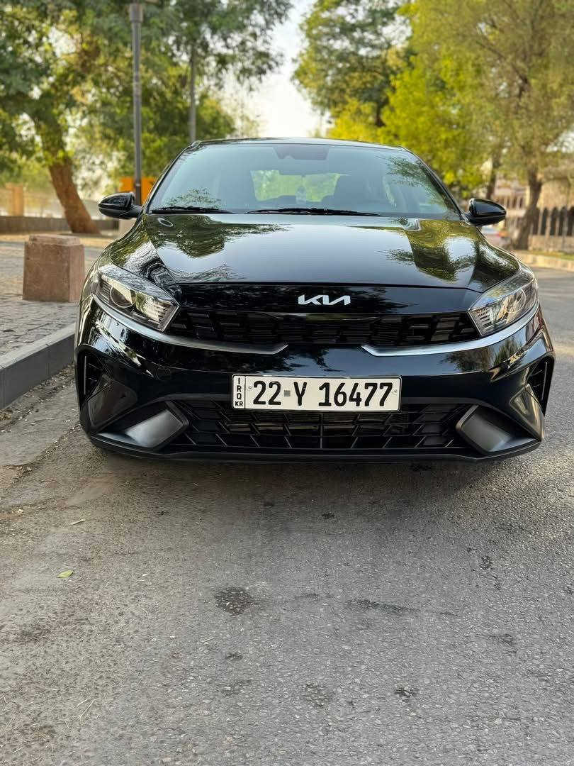 سلام عليكم فورتي ٢٠٢٣ماشيه ٦٤الف
مواصفاتها 
تحكم ستيرن تحديد مسار تثبيت سرعه ثلاث وضعيات قياده شاشه كبيره كامره دواره رادار أمامي توقف شبه ذاتي عند اقتراب الجسام الحادث جاملغ اليسر مبدل بدون ارباك بدون دواخل سونار موجود بل منشور
بغداد الدوره السعر ١٥٨ بيها مجال بسيط 
الرقم ***********
