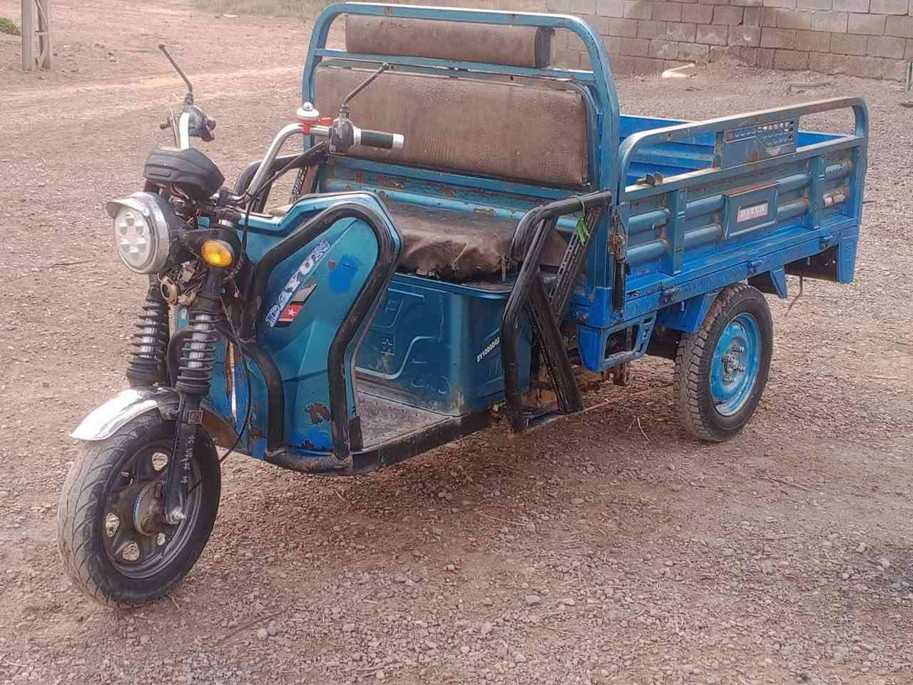 سلام عليكم ستوته شحن البيع موديل 20 نضيفه خير من الله بس يده تشكل المكان بغداد  وسعر 700وبيهه مجال رقم الهاتف ***********
