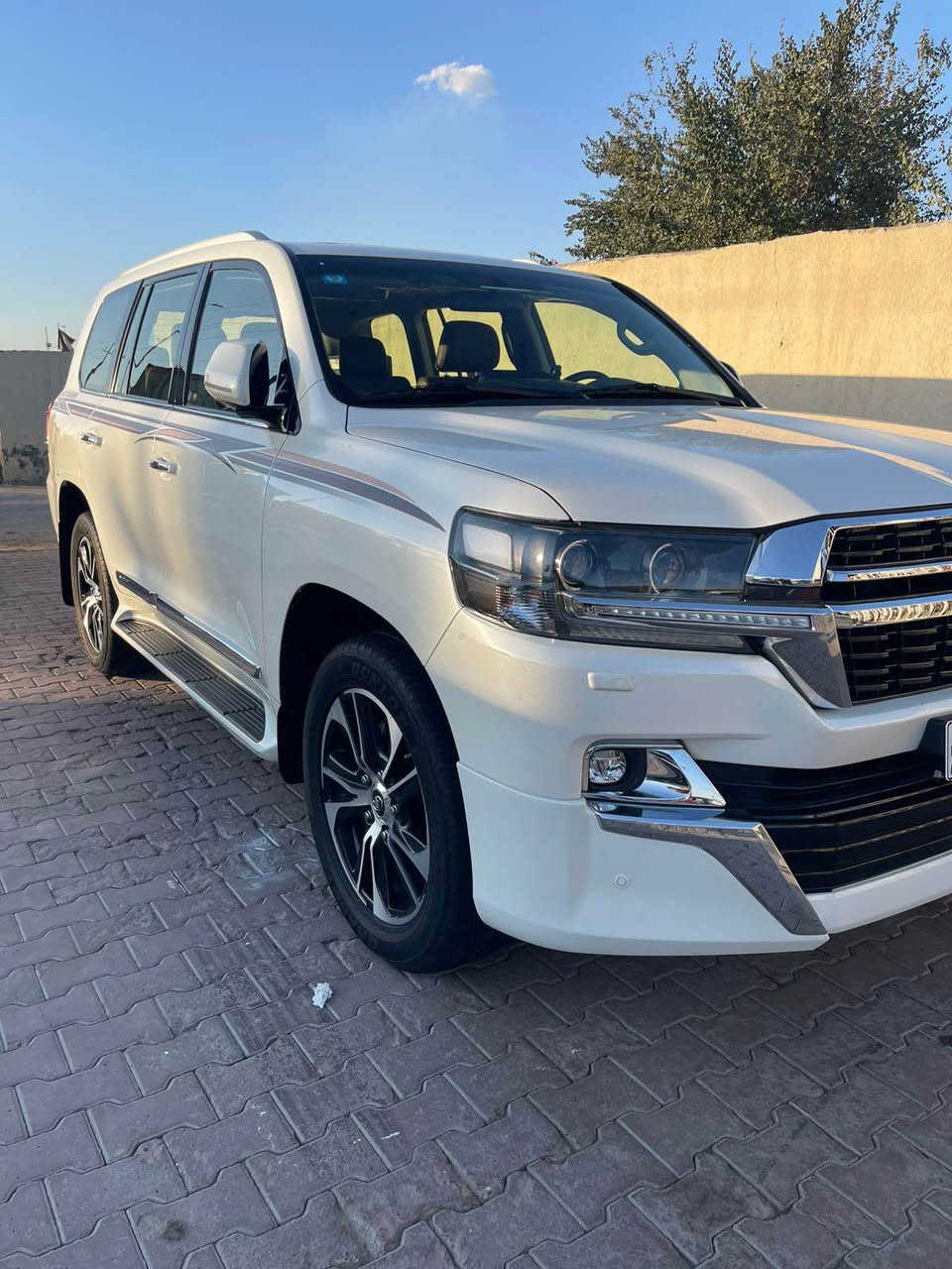 لاندكروز ٢١ بريم اصلي ماشيه 56 حقيقي رقم بغداد مكان السياره بغداد شاررع فلسطين
ملاحضه السياره كفاله فقط البنيد مبدل اصلي مال شركه بدون صبغ السياره بدون حادث واكفه جوه بناء وكع ع بنيد حديده وتبدل فقط
سعر السياره 54 الف دولار وبيها مجال
***********
*********** بغداد, العراق
