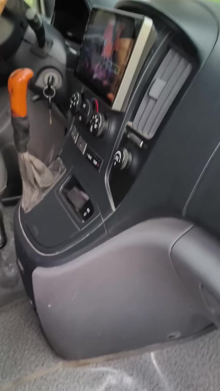 سلام عليكم ستاركس  مسكر كير عادي رقم بصره موديل ٩  نكليزي بسامينه  بيه جنطه تبديل والباقي مكفول  سعر 122 وبيه مجال تبريد تدفه محرك جديد تخم تاير ***********
