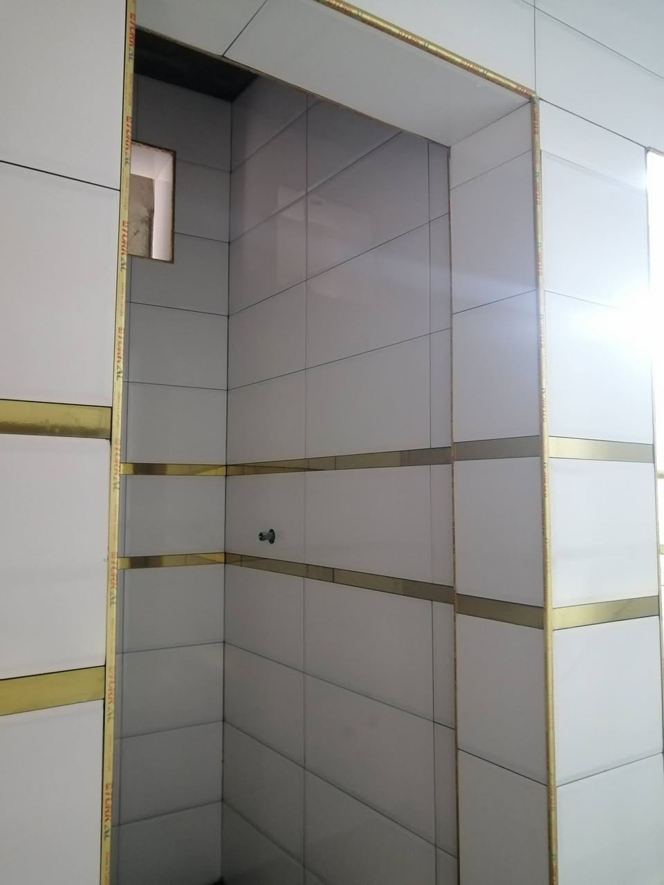 اسطه سيراميك شغل درجه اولى اي استفسار خابر ***********
