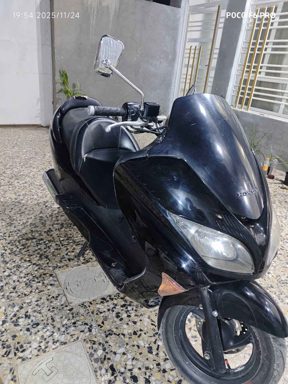 سلام عليكم دراجه فورزه 09 كريستال للبيع دراجه شوف العين غير البكلايت الخلفي طاك كلشي ما بيهه كهربائيات كله شغاله المكينه مكفوله من تنقيص اوتبخير السعر 850 اوبيهه مجال الشراي يجي خاص اويدلل اوراق منفيس


**إذا كنت صاحب هذا الإعلان وتريد حذفه لأي سبب، رجاءا أرسل رسالة إلى الدعم الفني**