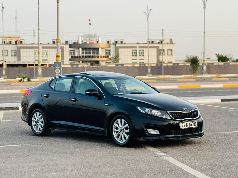 السلام عليكم 
اوبتما موديل 2015 وارد أمريكي فول مواصفات 1/1
 حادث بنيد سرقه فقط وباقي سياره كفاله من ضربه وصبغ
سونار مرفق ويه الصور 
رقم شمالي انكليزي تحويل أو وكاله مضمون 
عليها ادامه كامله بلكات +مجاول +فيت بم وفلتر بانزين  +غرفه الحتراق 
تخم تاير جديد قبل سبوع شادهن
مكينه 2400 
موصفات لمتدد 
بانوراما 
شاشه كبيره لمس + شاشه اعطال 
سماعات انفنتي 
فول تحكم استيرن 
 بصمه تشغيل
 بصمه ابواب 
كشنات جلد تدفئه تبريد + وضعيات خزن 
حساسات خلفية ماميه 
كامره خلفيه
 تحكم استيرن 
وضعيات قياده 
اشاير بل مري 
قطعتين تبريد 
 رادارات بل مري +رادار خلفي 
مثبت سرعة 
 صندوق بصمه 
بلوتوث  +Abs + أواكس 
دبل كزوز 
حساسات خلفيه أماميه 
حساس اطارات 
مثبت سرعه 
مانع انزلاق 
 بعد بيها هواي مواصفات 
السعر 117 وبيها مجال 
مكاني حله / مركز  ***********
