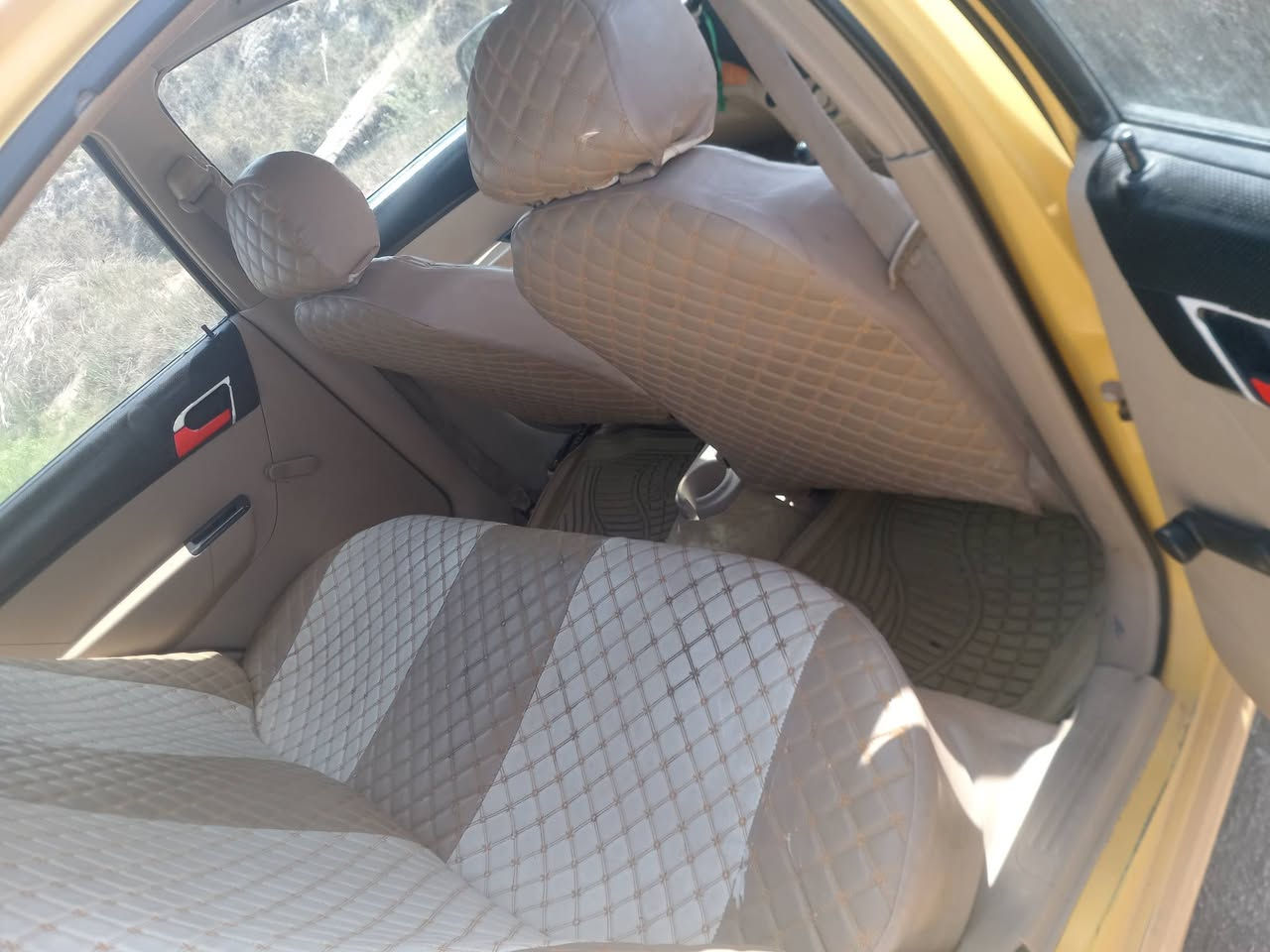 السلام عليكم افيو 2009 سياره حلوه اوجاهزه كامره شاشه كير مكينه حداديه تايرات كله جديد نقصه بس تبريد سياره بسمي امداور يمته مايعجبك رقم انكليزي سنويه 30 رقم *********** السعر 52اوبيه مكاني نجف العباسيه
